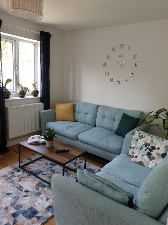 Cheerful 1 Private Room-Ensuite With Free Parking Silverdale  Bagian luar foto